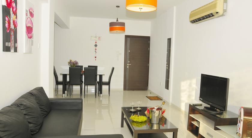 Апартаменты Angela's Luxury Apartment