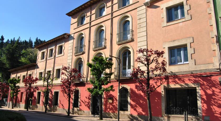 Гостевой дом Hostal Montsoliu