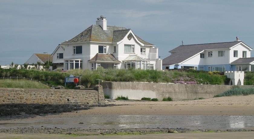 Отель Broad Beach