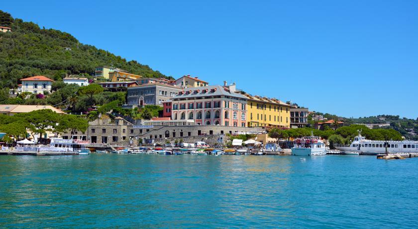 Отель Grand Hotel Portovenere