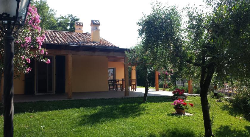 Отель Agriturismo I Cerri