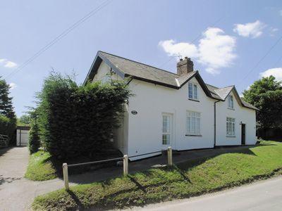 Отель Walnut Cottage