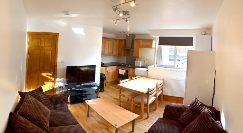 B&B Smart City of London