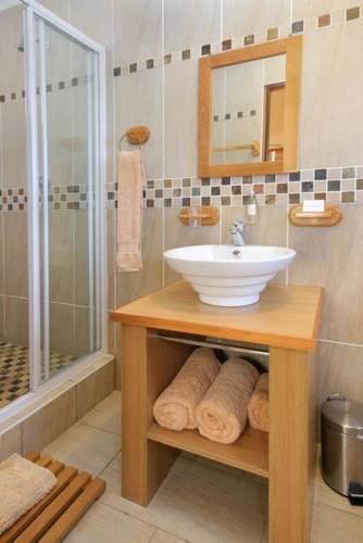 Мини-отель Tobago Bed & Breakfast