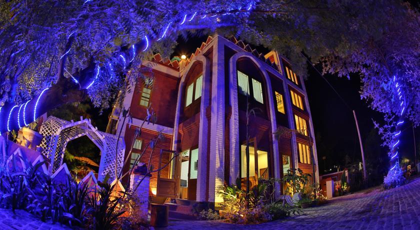 Отель Bagan Empress Hotel
