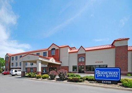 Отель Rodeway Inn & Suites Milwaukee