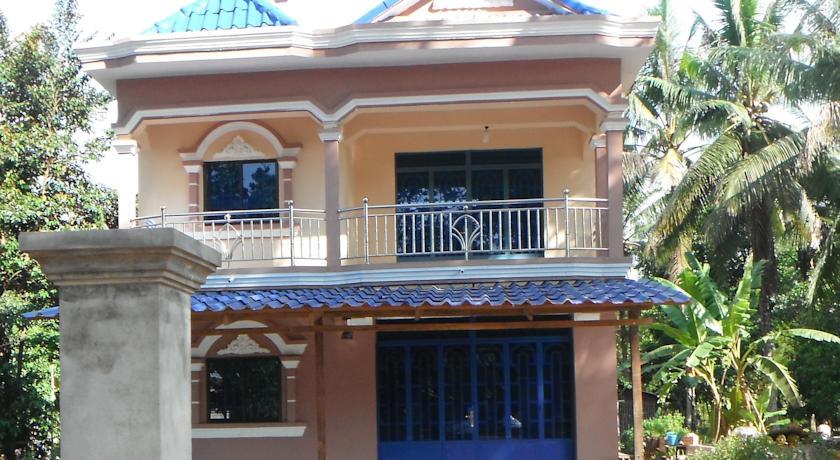 Гостевой дом Crab-eating Macaque Guesthouse