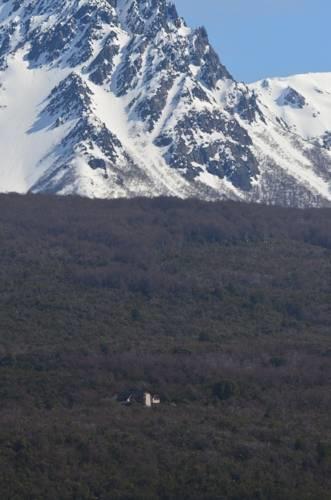 Отель Poncho Moro Lodge
