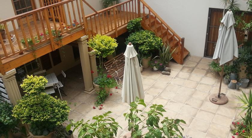 Отель Central Boutique Hotel