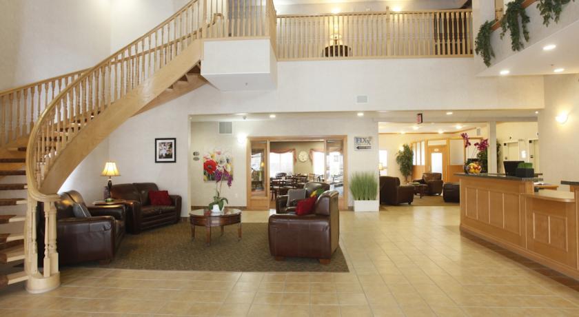 Отель Stonebridge Hotel Dawson Creek