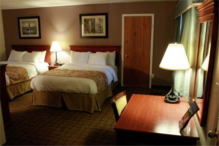 Отель Murphy's River Lodge