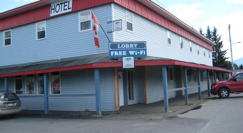 Отель McBride Hotel