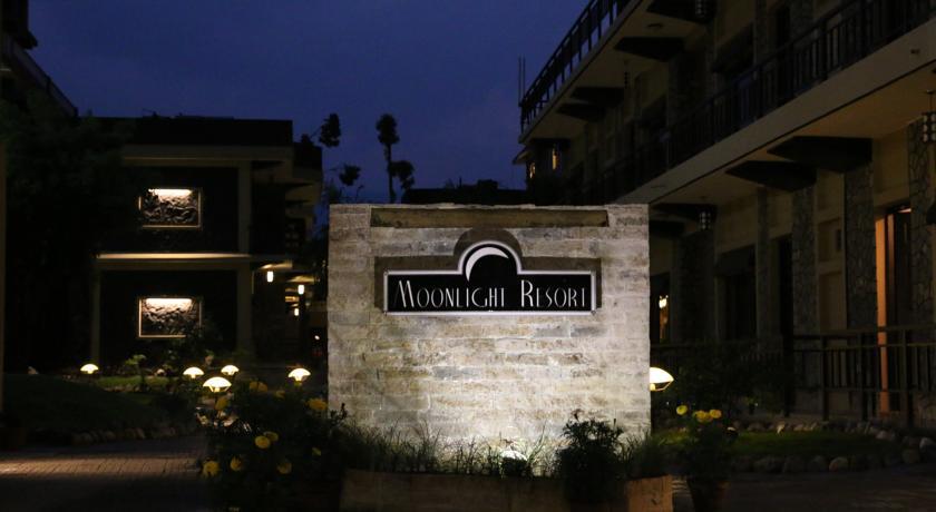 Moonlight Resort