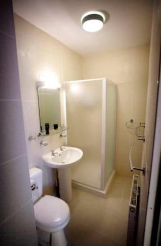 Гостевой дом Hawthorn Hotel