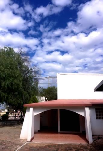 Отель La Fuente Hotel & Suites