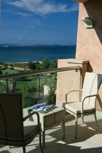 Отель L'Ea Bianca Luxury Resort
