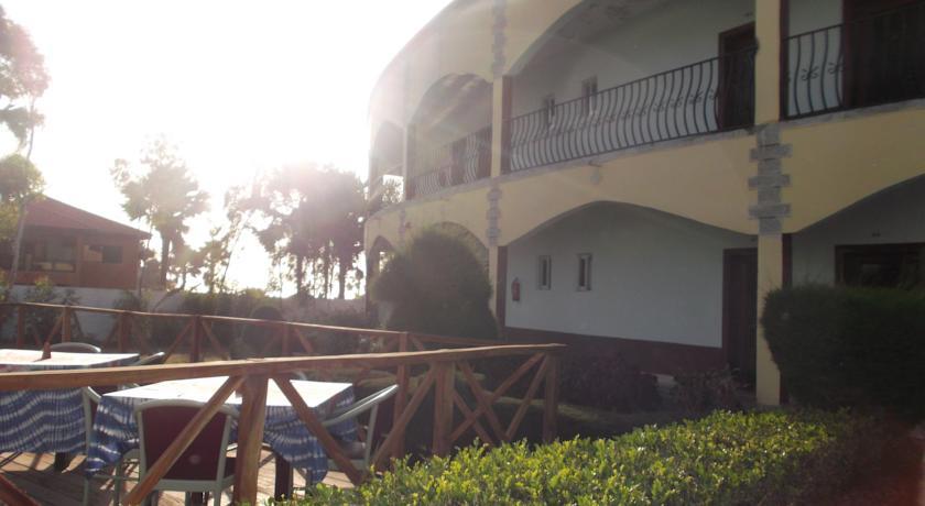 Отель Golden Beach Hotel