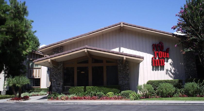 Отель Red Roof Inn San Dimas
