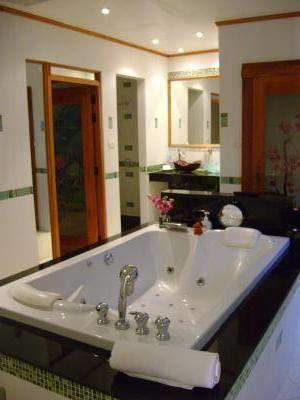 Baan Chang Phuket Bed & Breakfast