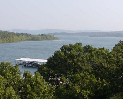 Celebration Cove - Branson