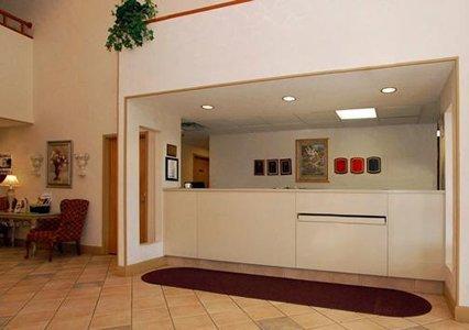 Отель Comfort Suites Richmond