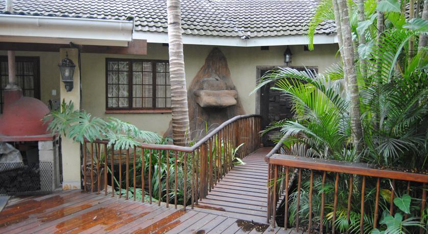 Хостел St Lucia Accommodation
