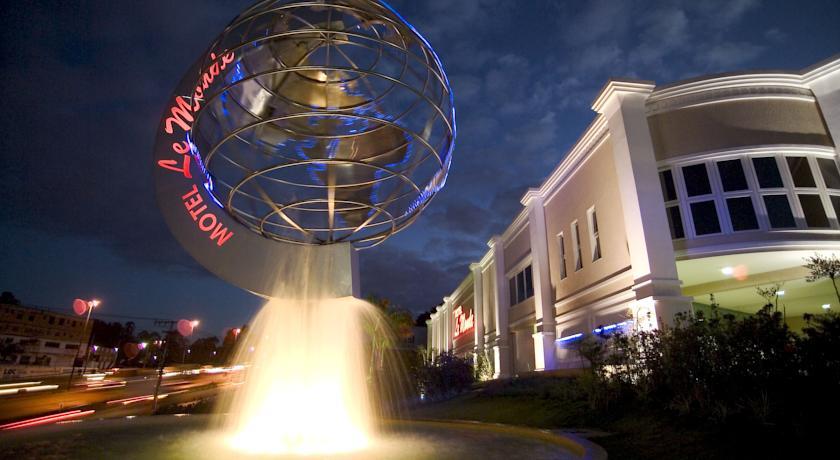 Motel Le Monde
