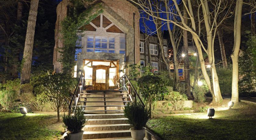 Отель Carilo Village Apart Hotel & Spa