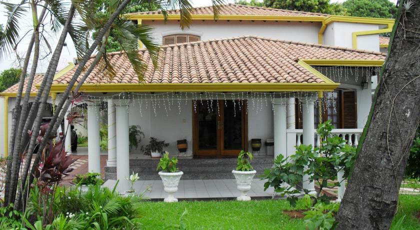 Отель Ross Char Hotel