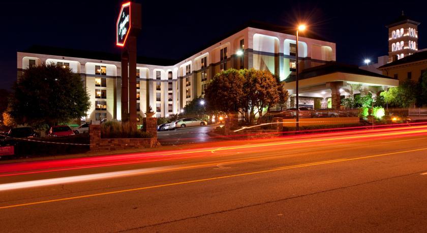 Отель Hampton Inn Nashville / Vanderbilt