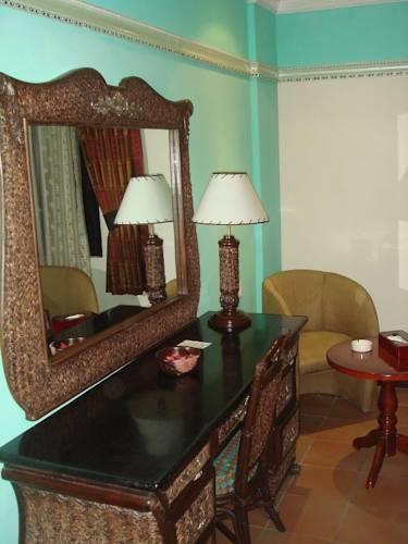 Отель Blue Pearl Hotel & Apartments