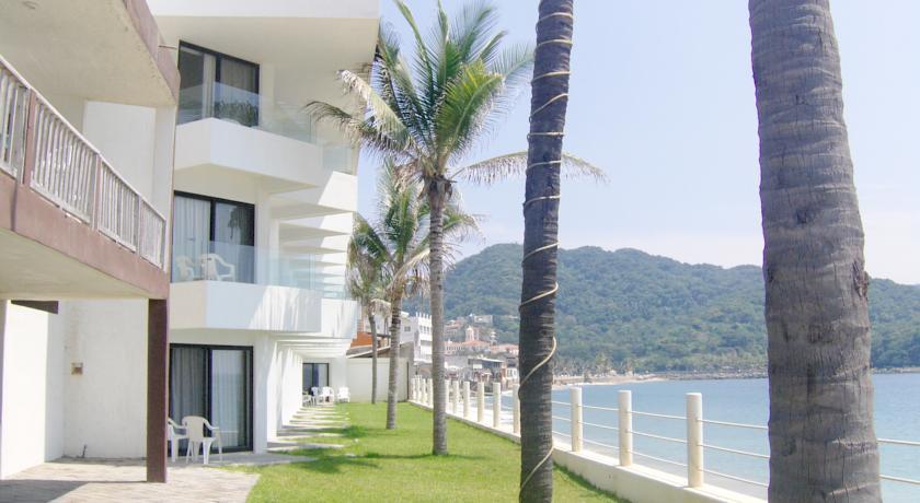 Отель Hotel Barra de Navidad