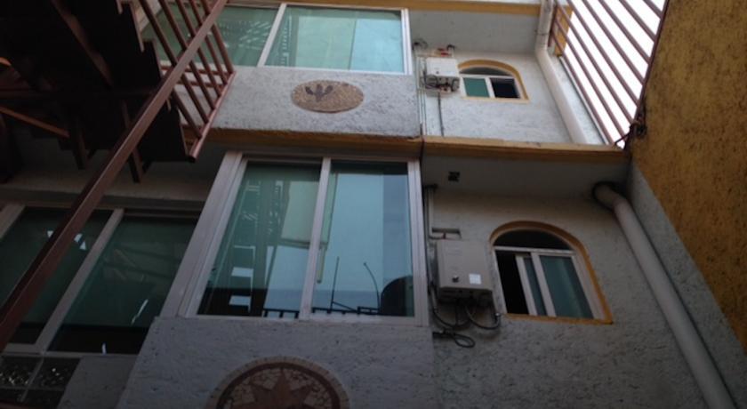 El Taller House