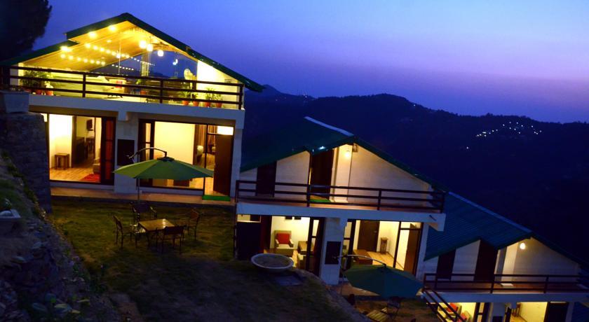 Отель Woodsmoke Resort and Spa