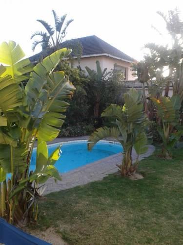 Гостевой дом Toujours Plus Boutique Accommodation