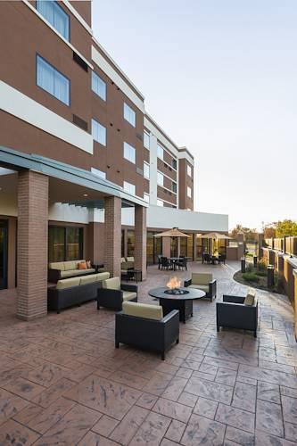 Отель Courtyard by Marriott Kalamazoo Portage