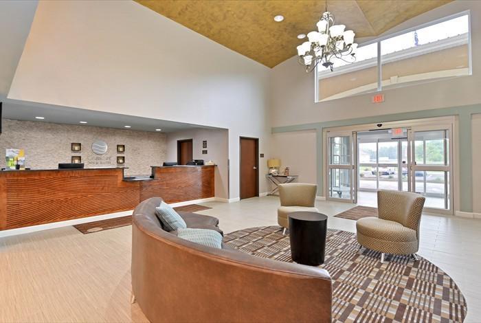 Отель Comfort Inn & Suites Springfield