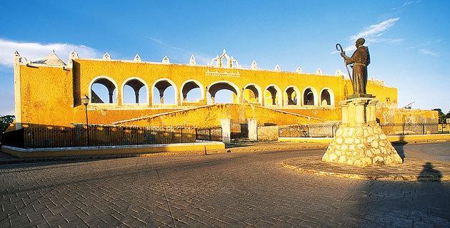 Отель Hotel Real Izamal