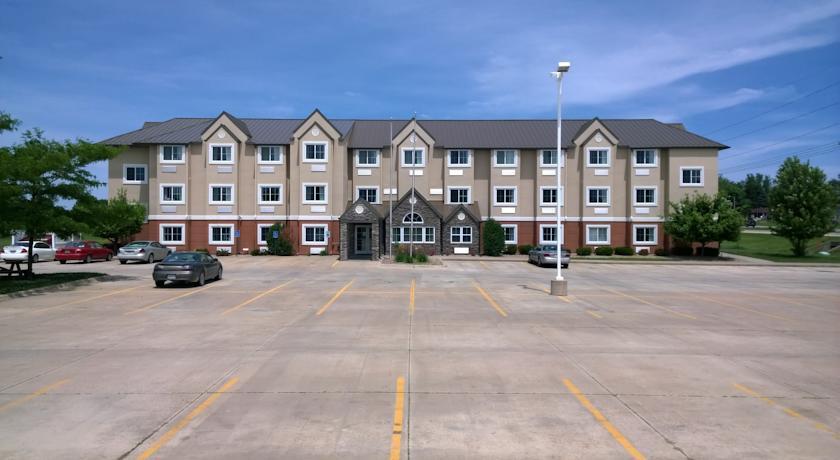 Отель Microtel by Wyndham Cedar Rapids/Marion