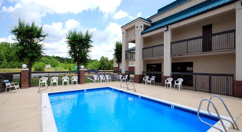 Отель Quality Inn Thornburg