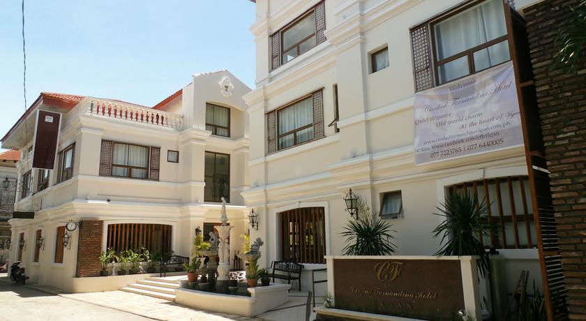 Отель Ciudad Fernandina Hotel
