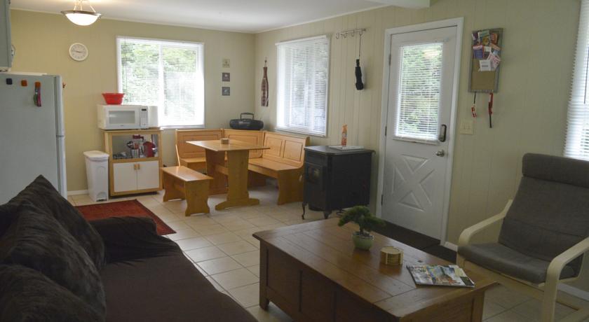 Апартаменты Two Bedroom Apartment at Hunter Mountain