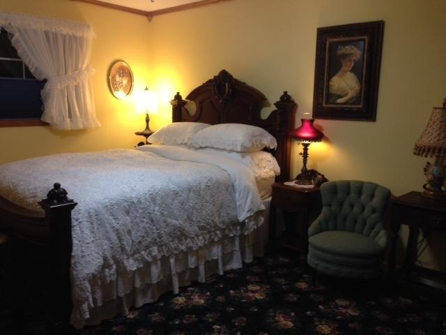 Мини-отель The Beary Patch Bed and Breakfast Inn