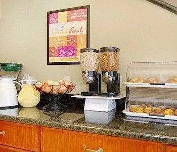 Отель Econolodge Moonlight Beach/Legoland