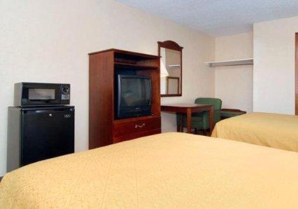 Отель Quality Inn & Suites Torrington