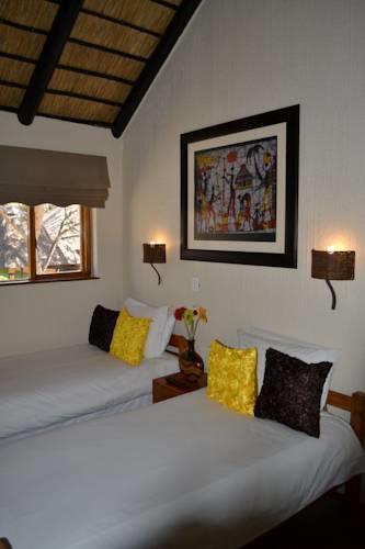 Отель Kruger Park Lodge - Golf Safari SA