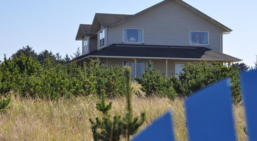 Отель Campbell House at Klipsan Beach