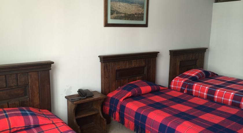 Отель Hotel Comercial