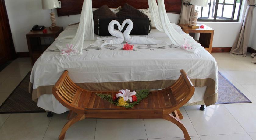 Апартаменты La Digue Self-Catering Apartments
