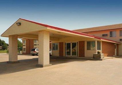 Отель Econo Lodge Emporia